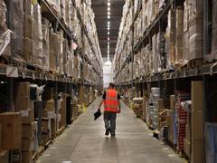Amazon Vs. Costco: Which Is Better For Buying In Bulk?