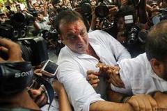 Sanjay Dutt shifted to Pune's high security Yervada jail from Mumbai