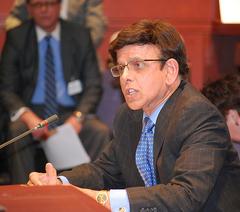 Glastonbury Rep. Srinivasan Backs Bill on New Pool Safety Standards