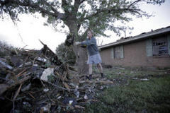 edgewater community rallies to help oklahoma tornado victims