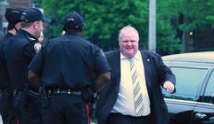 Rob Ford crack scandal: As the world gawks, Toronto police wait and watch